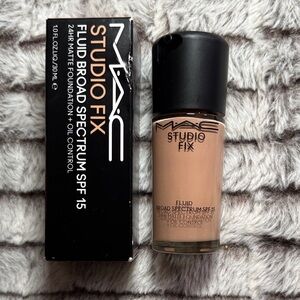 MAC Cosmetics Studio Fix Fluid Foundation - NW18